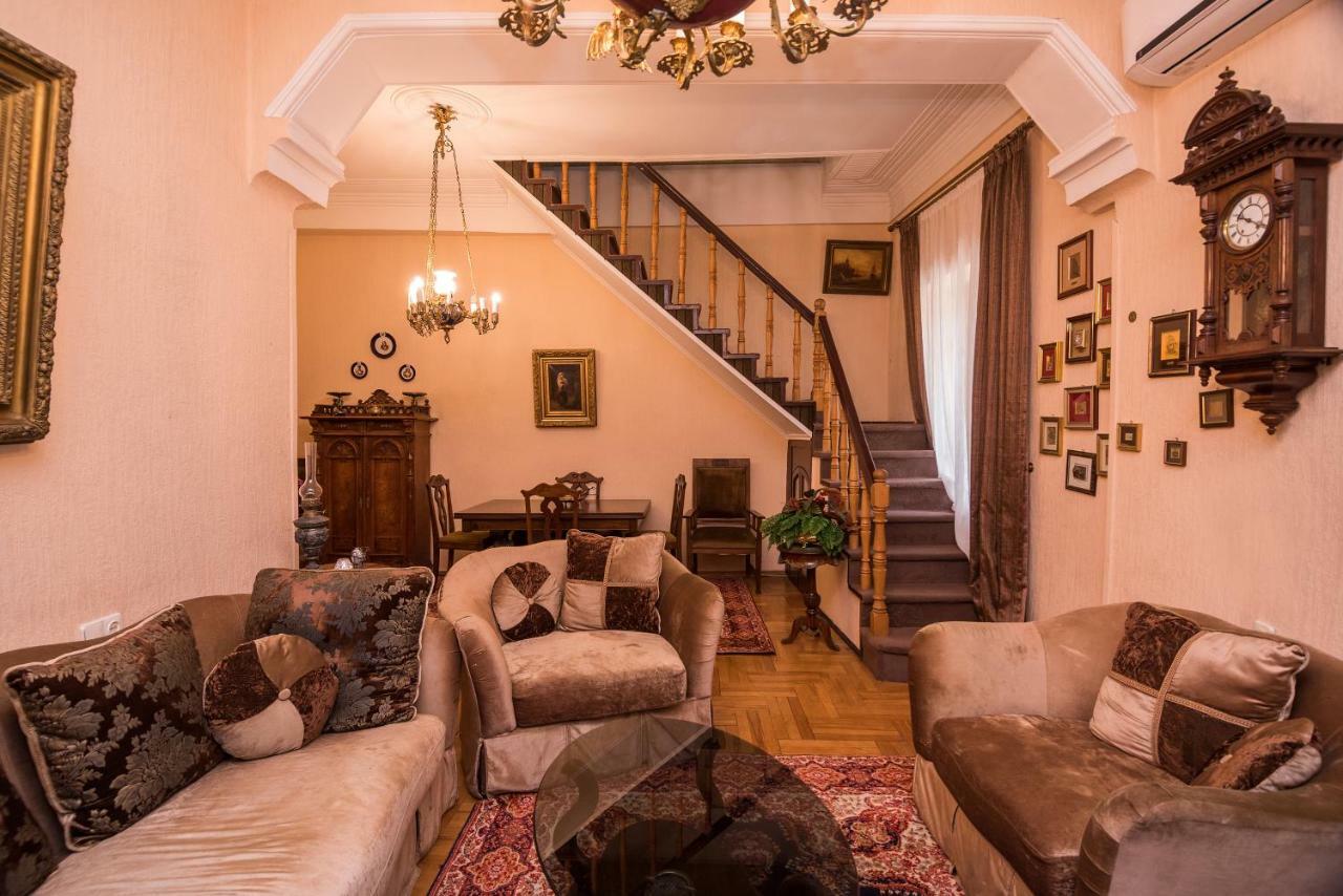 Lia'S Guest House Tbiliszi Kültér fotó