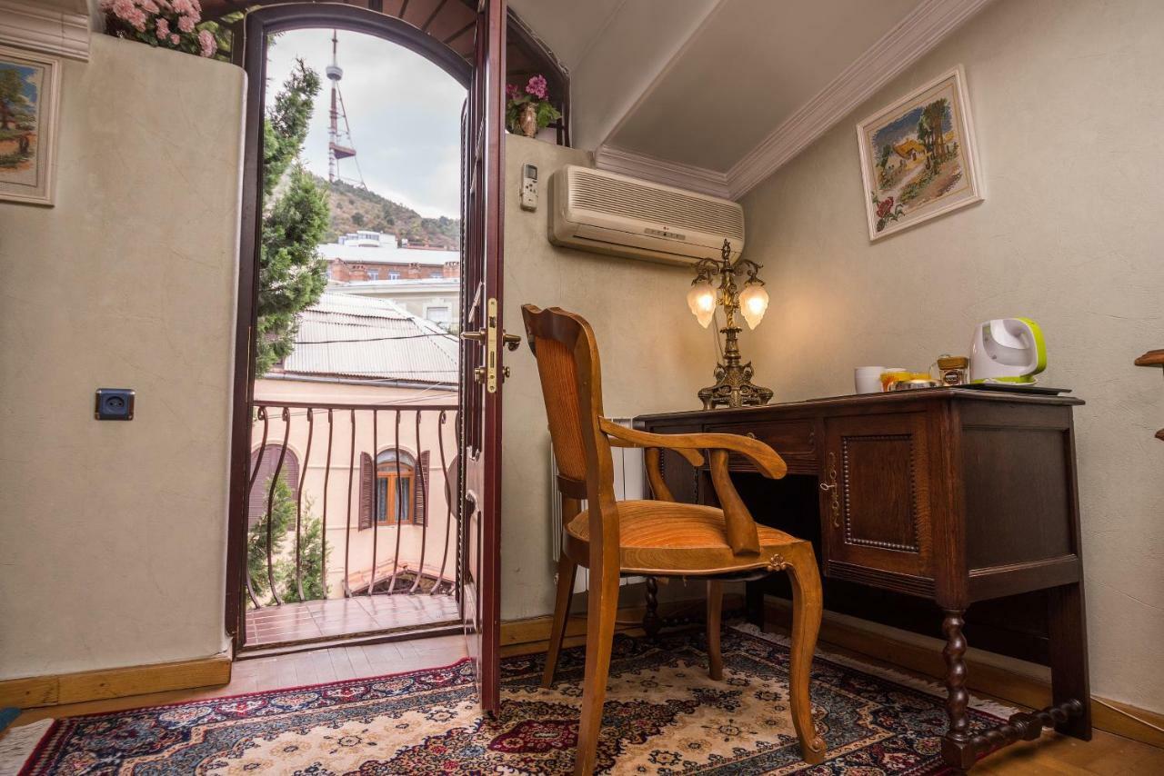 Lia'S Guest House Tbiliszi Kültér fotó