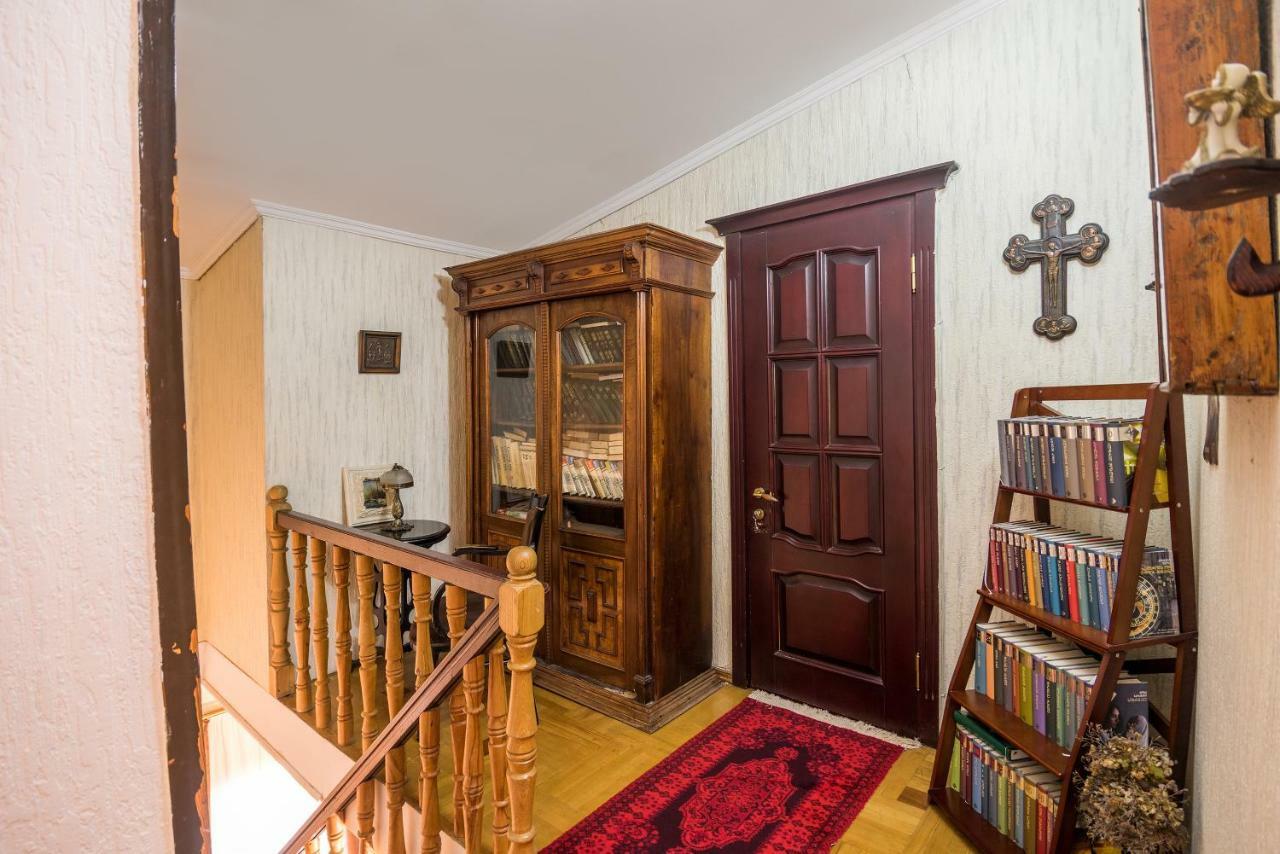 Lia'S Guest House Tbiliszi Kültér fotó